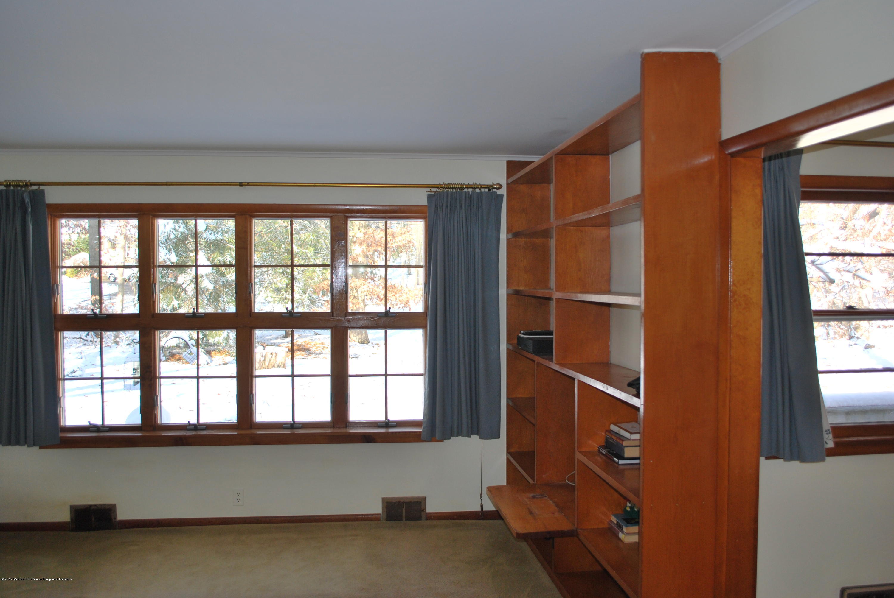 429 Brickyard Road Freehold, NJ 07728 - Photo 7 of 33 DSC_0217