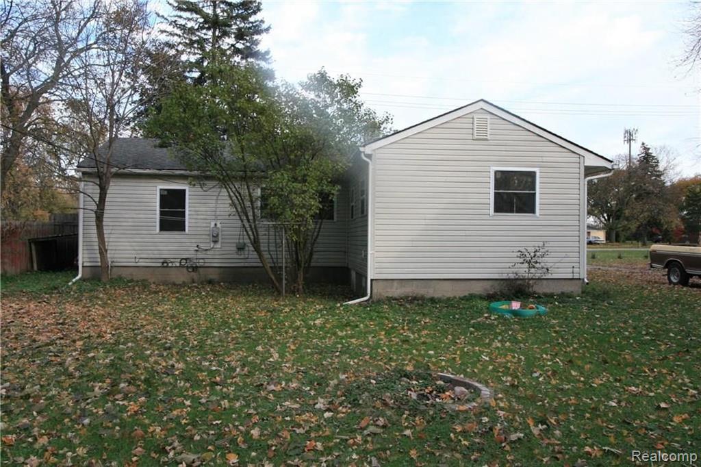 8895 Inkster Road Livonia, MI 48150 - Photo 3 of 22