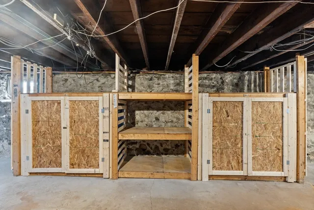 a view of entryway with a couch