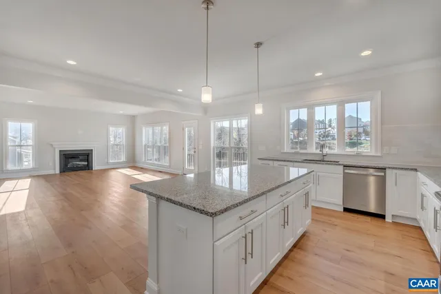 $899,900 | 1150 Riparian Court, Charlottesville, VA 22911