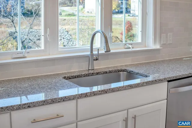 $899,900 | 1150 Riparian Court, Charlottesville, VA 22911