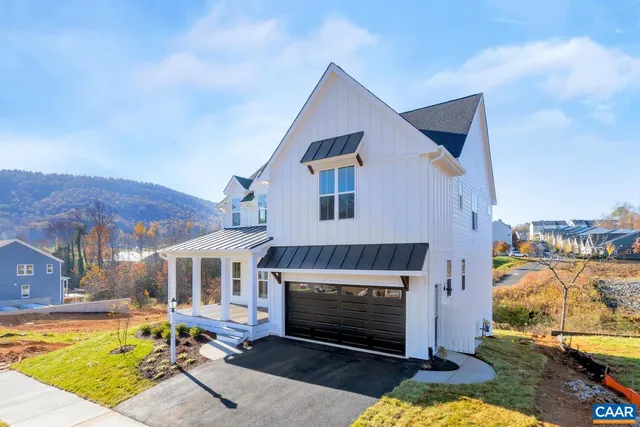 $899,900 | 1150 Riparian Court, Charlottesville, VA 22911