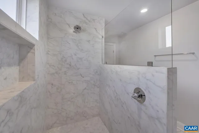 $899,900 | 1150 Riparian Court, Charlottesville, VA 22911