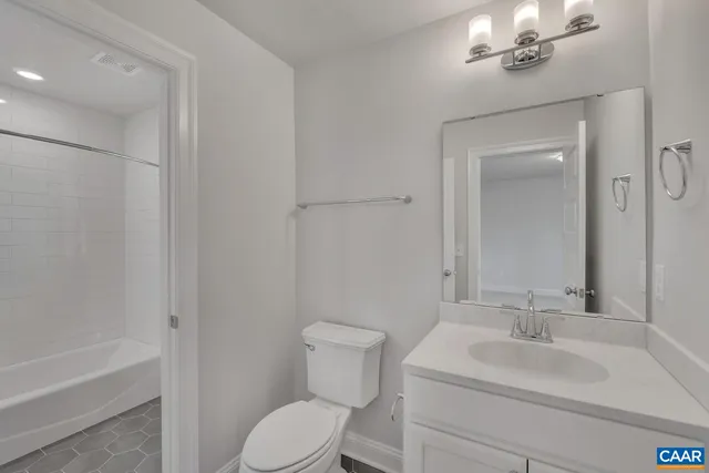 $899,900 | 1150 Riparian Court, Charlottesville, VA 22911