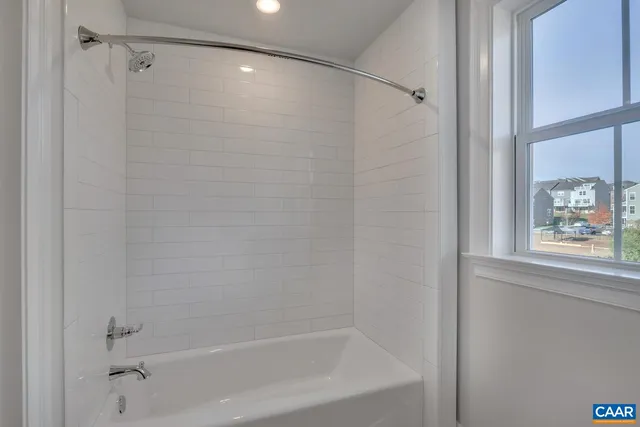 $899,900 | 1150 Riparian Court, Charlottesville, VA 22911