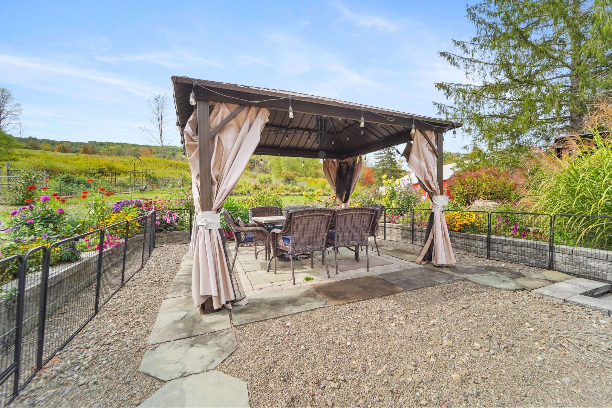 239 Rockwell Road Vestal, NY 13850 - Photo 13 of 50