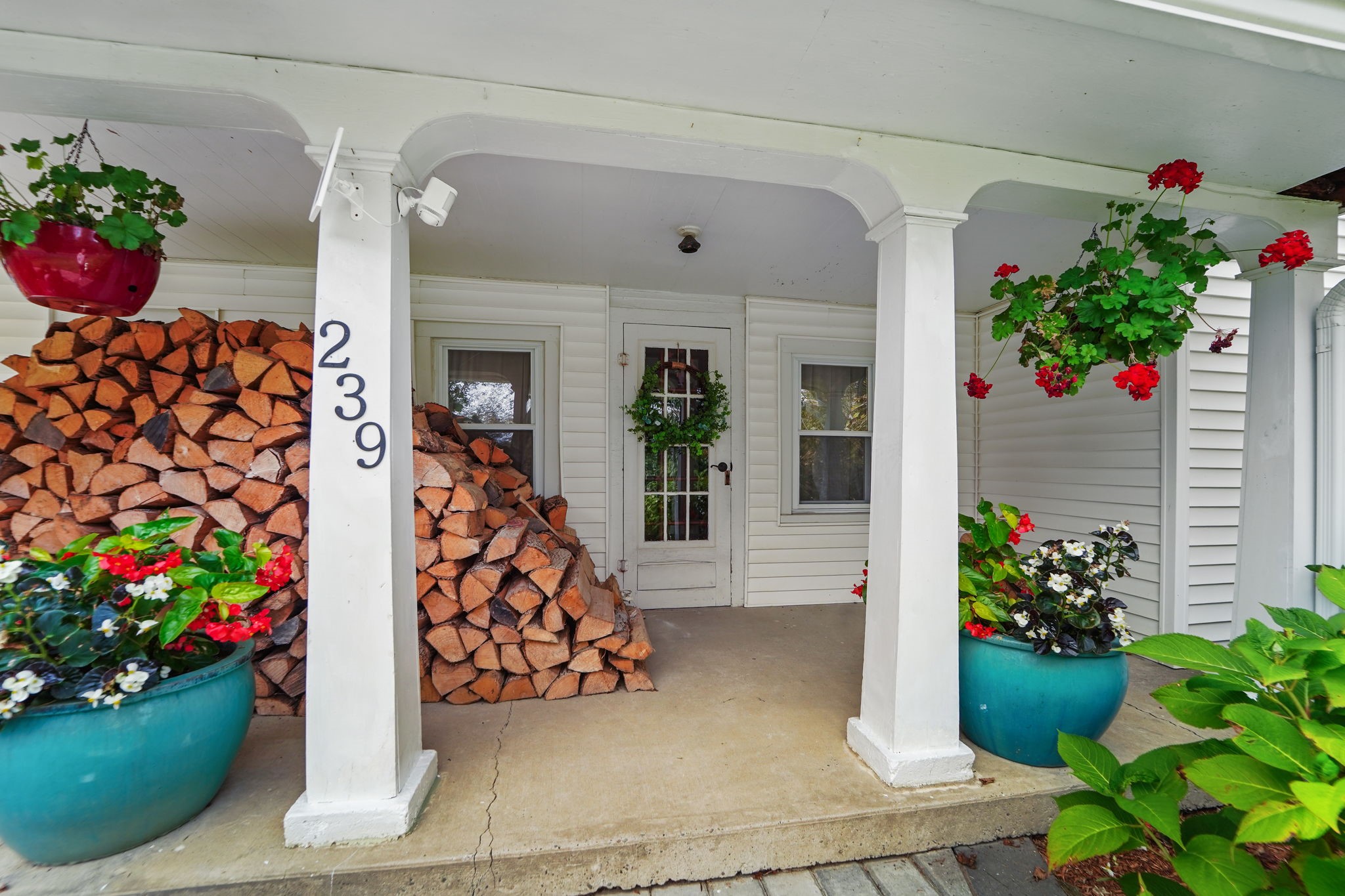 239 Rockwell Road Vestal, NY 13850 - Photo 4 of 50