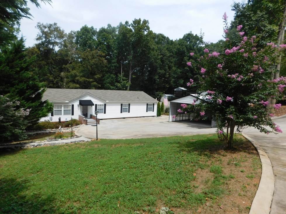 317 Hopkins Road Townville, SC 29689 - Photo 2 of 35 Gallery Image 2