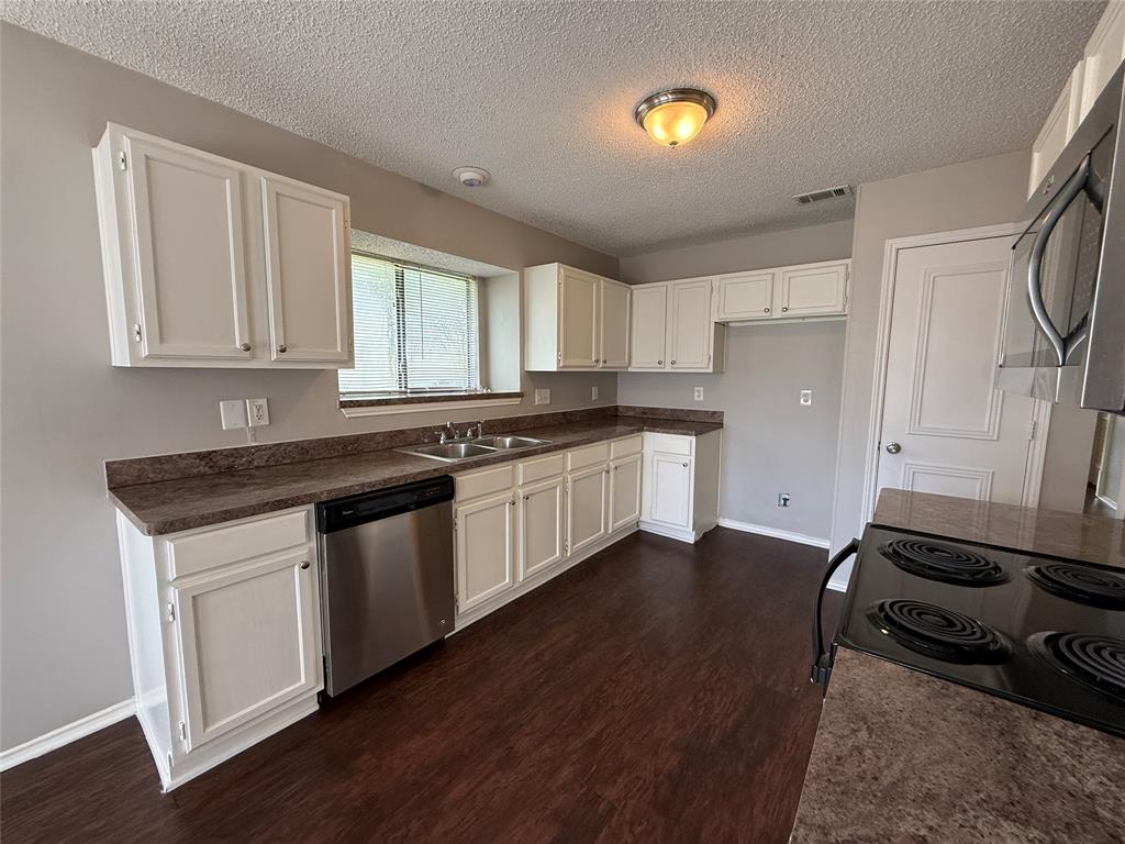 1330 Planters Road Mesquite, TX 75149 - Photo 12 of 28