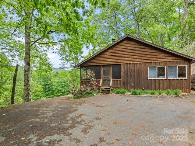 $299,000 | 237 Biltmore Circle, Bryson City, NC 28713