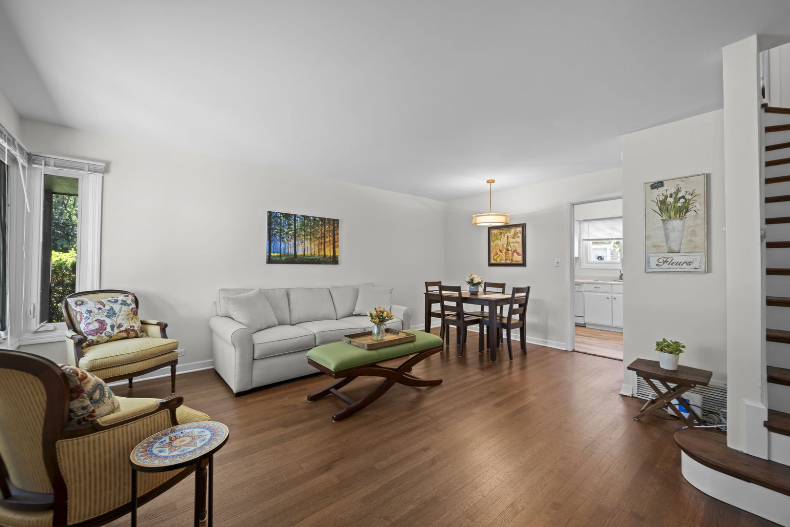 519 1/2 Ridge Road Wilmette, IL 60091 - Photo 2 of 20