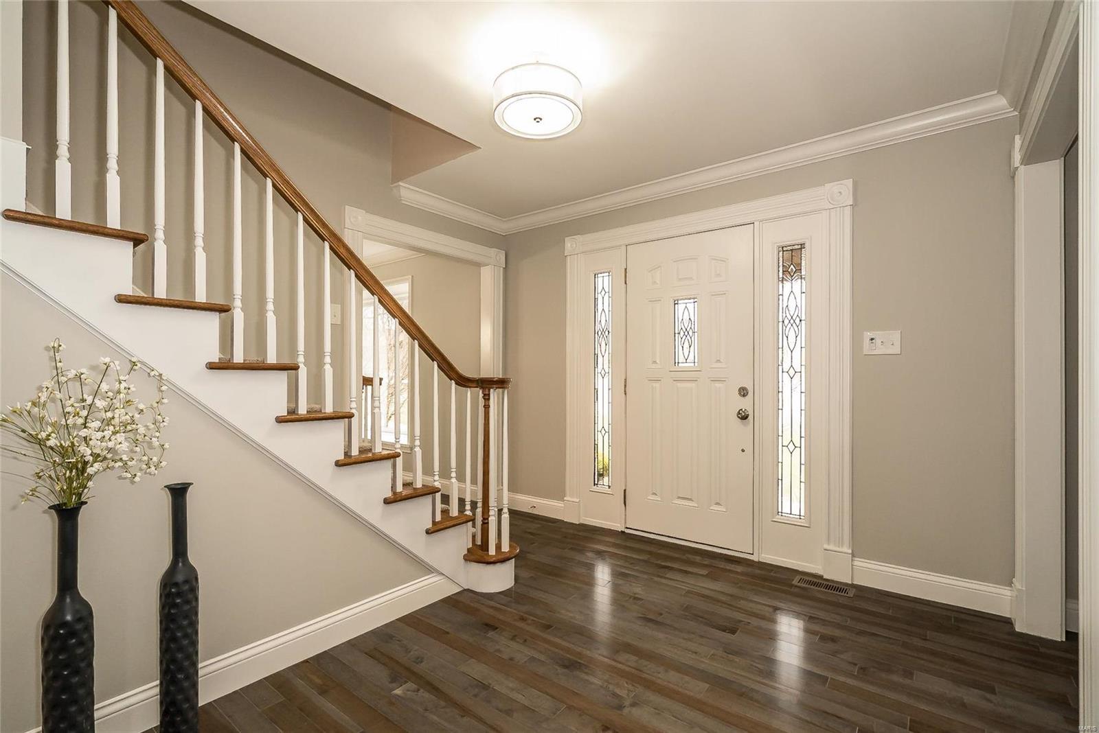1936 Rustic Oak Road Chesterfield, MO 63017 - Photo 4 of 46 Gallery Image 4