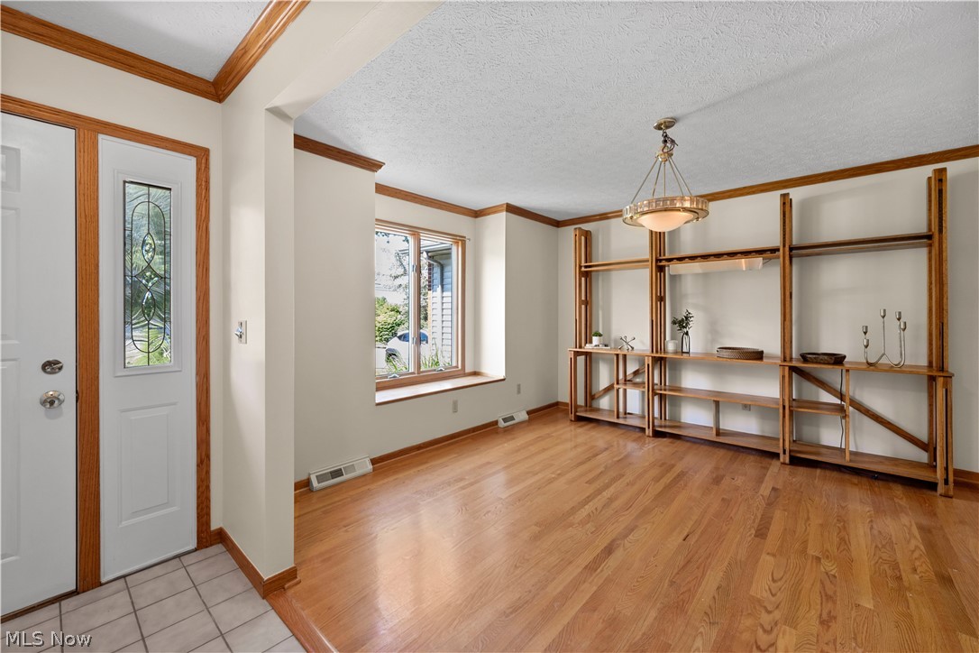 37959 Detroit Road Avon, OH 44011 - Photo 6 of 40 Gallery Image 6