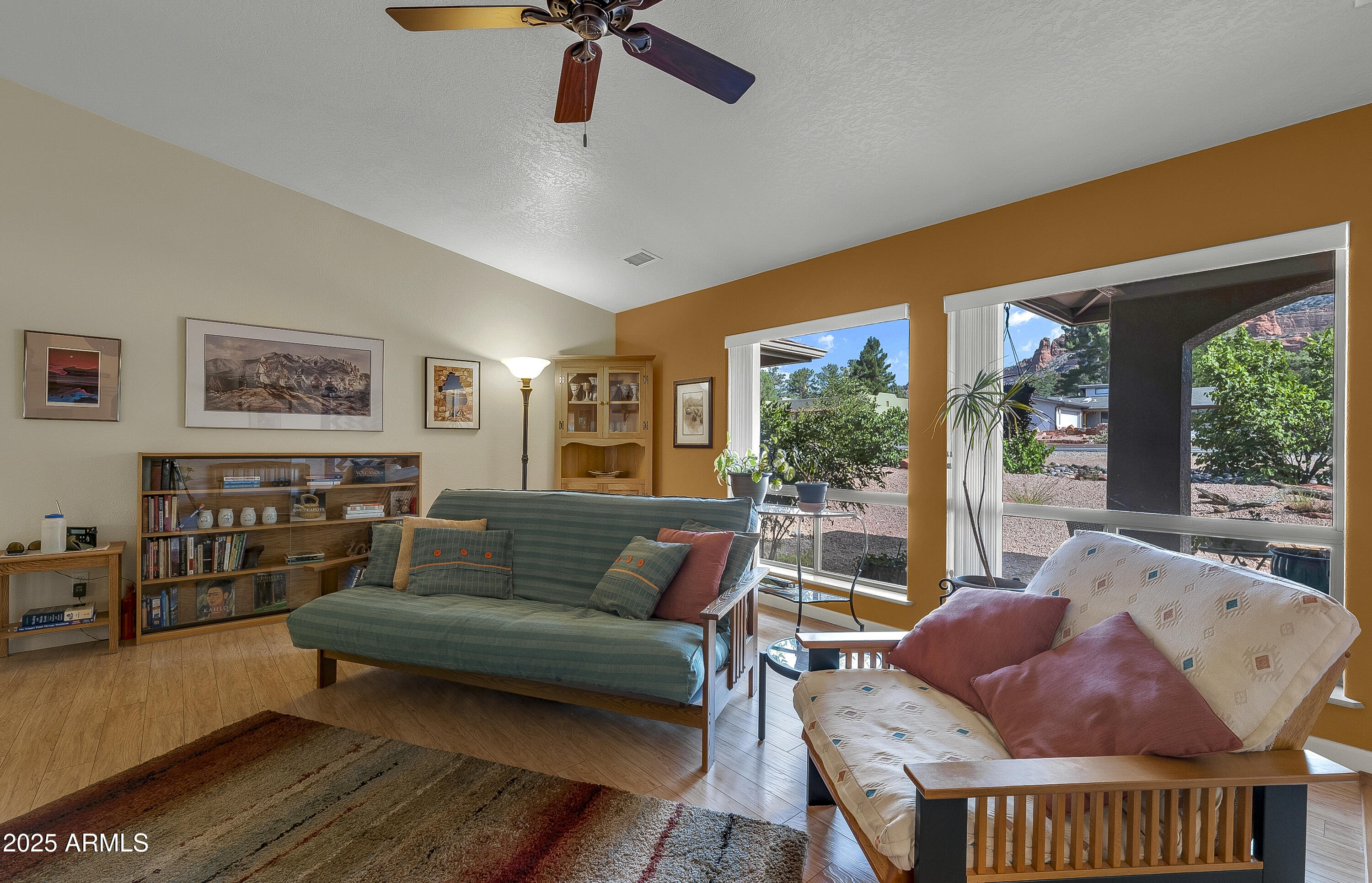 20 Creek Rock Road Sedona, AZ 86351 - Photo 8 of 43 Living Room