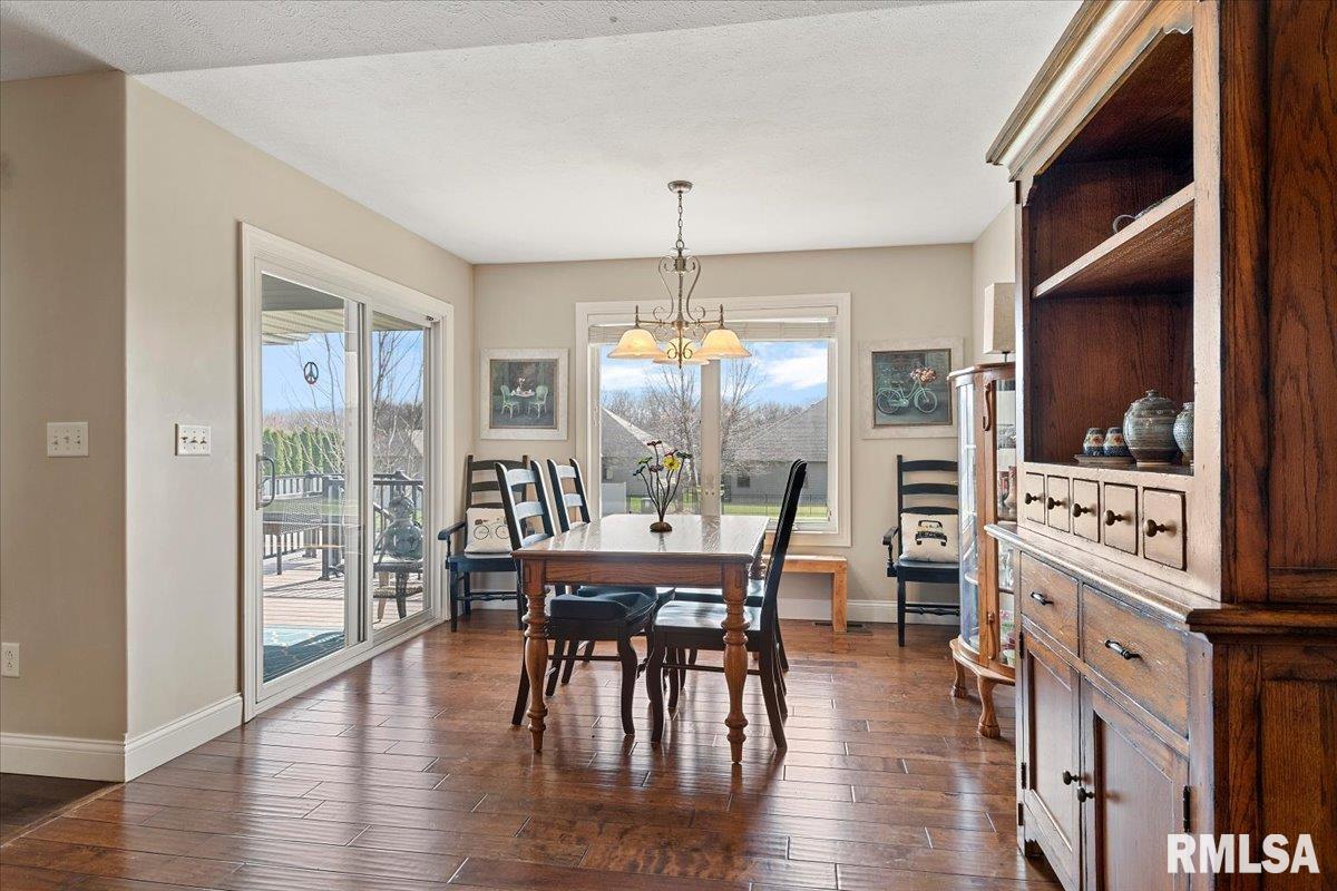 4090 Highbury Drive Springfield, IL 62711 - Photo 11 of 42