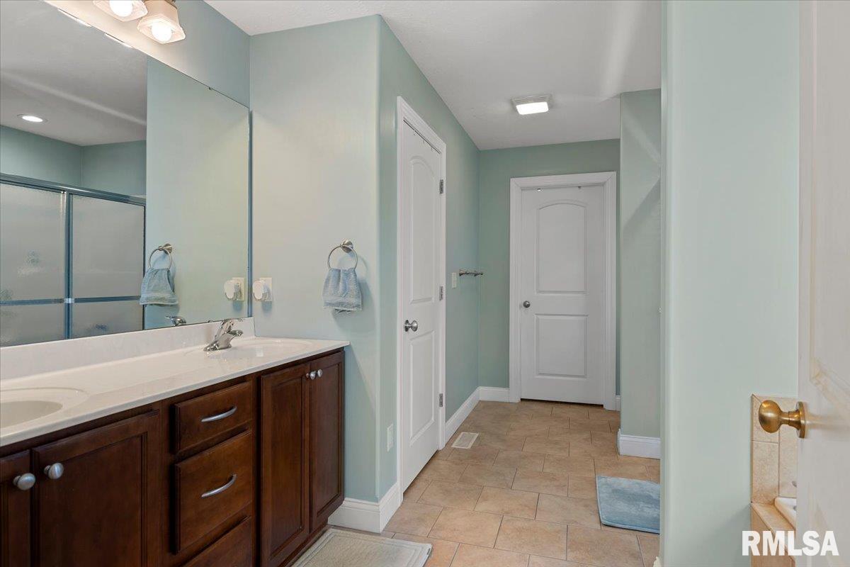 4090 Highbury Drive Springfield, IL 62711 - Photo 20 of 42