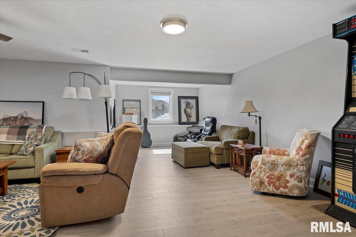 4090 Highbury Drive Springfield, IL 62711 - Photo 27 of 42