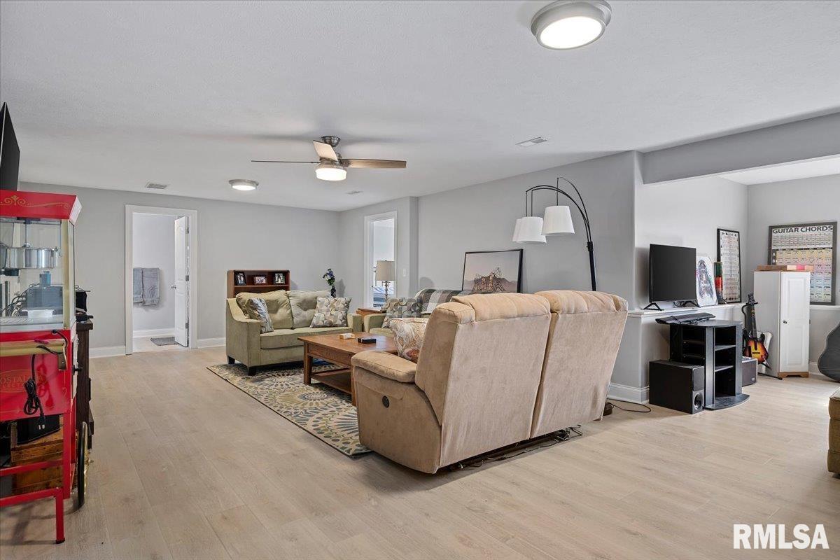 4090 Highbury Drive Springfield, IL 62711 - Photo 28 of 42