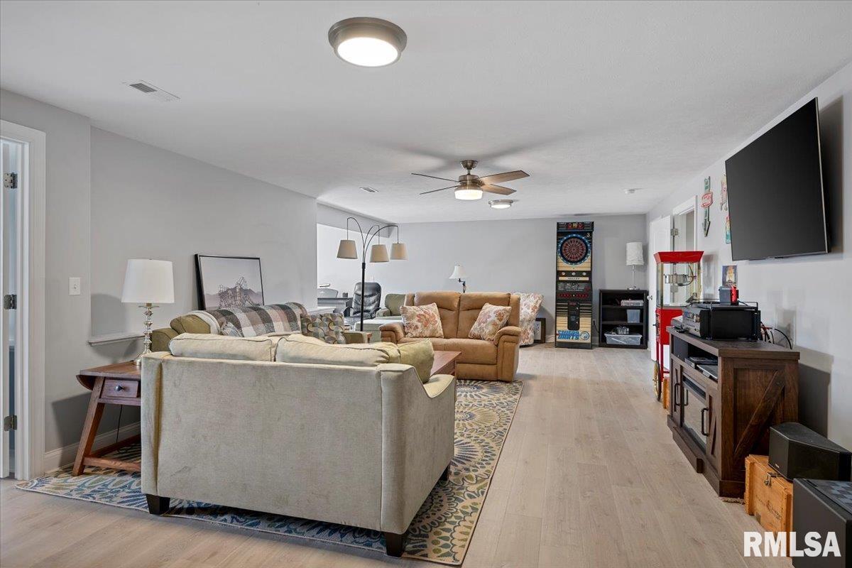 4090 Highbury Drive Springfield, IL 62711 - Photo 30 of 42