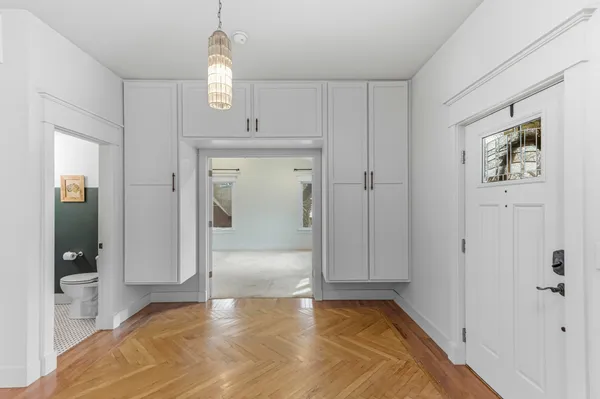 $1,195,000 | 708 West Gibson Street, Austin, TX 78704