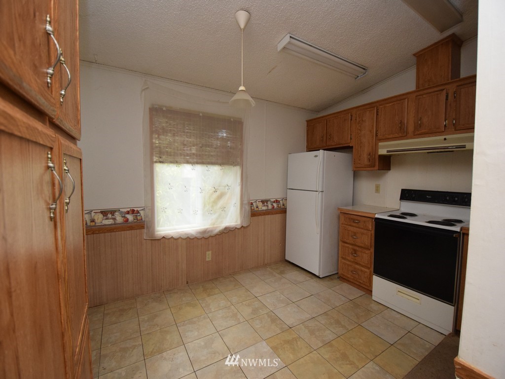 4400 Sunnyslope Road Southwest Port Orchard, WA 98367 - Photo 11 of 25 Gallery Image 11