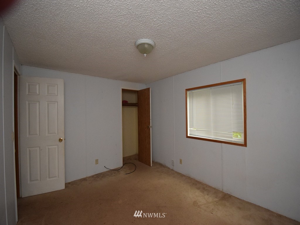 4400 Sunnyslope Road Southwest Port Orchard, WA 98367 - Photo 18 of 25 Gallery Image 18