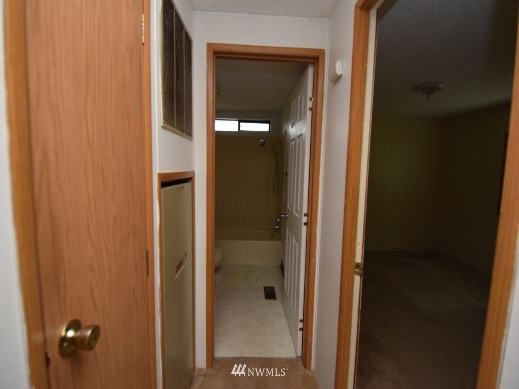4400 Sunnyslope Road Southwest Port Orchard, WA 98367 - Photo 22 of 25 Gallery Image 22