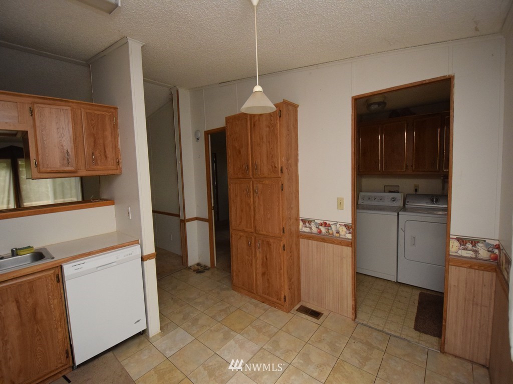 4400 Sunnyslope Road Southwest Port Orchard, WA 98367 - Photo 24 of 25 Gallery Image 24