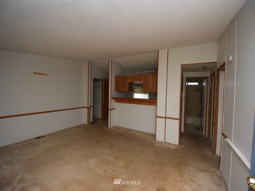 4400 Sunnyslope Road Southwest Port Orchard, WA 98367 - Photo 7 of 25 Gallery Image 7
