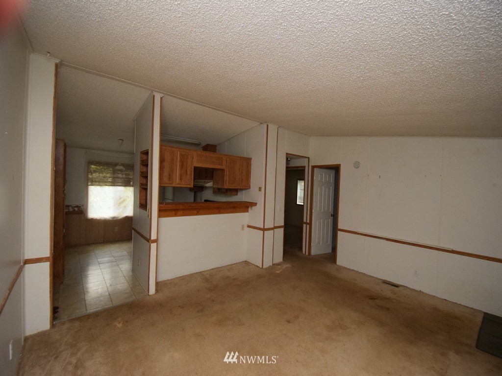 4400 Sunnyslope Road Southwest Port Orchard, WA 98367 - Photo 8 of 25 Gallery Image 8