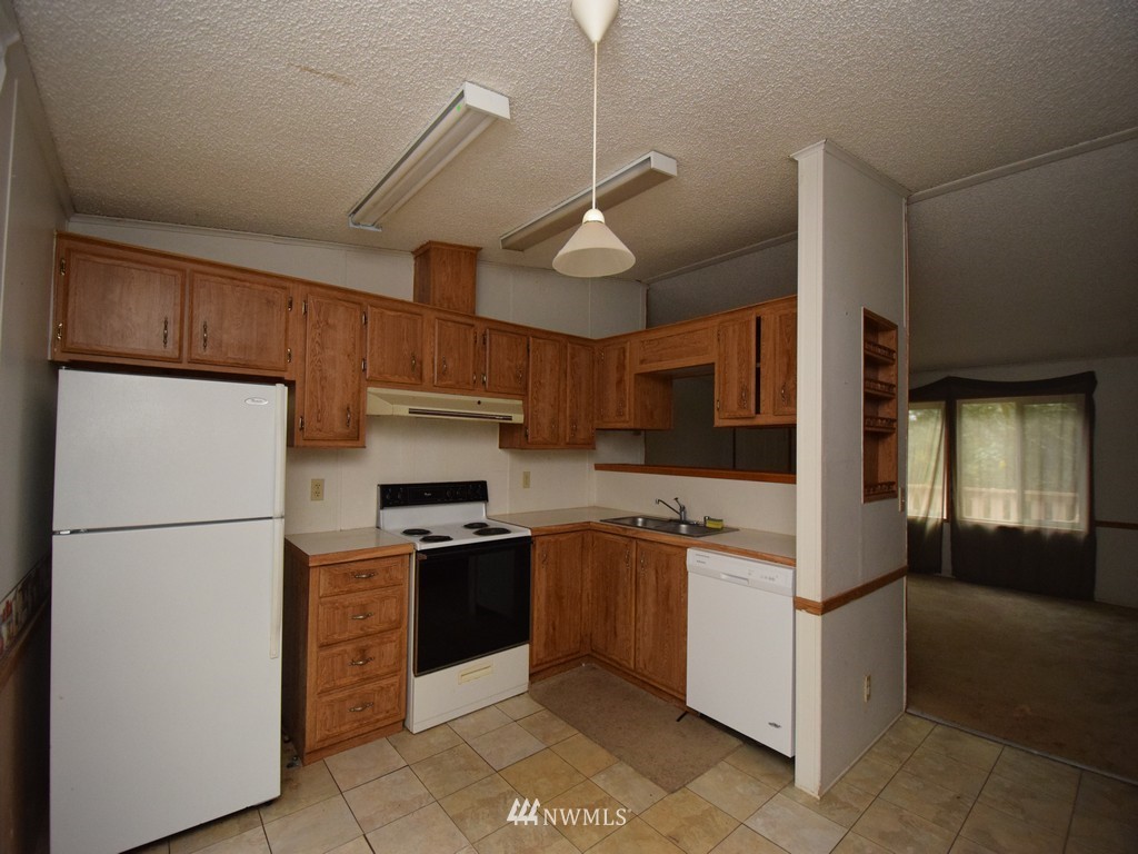 4400 Sunnyslope Road Southwest Port Orchard, WA 98367 - Photo 9 of 25 Gallery Image 9