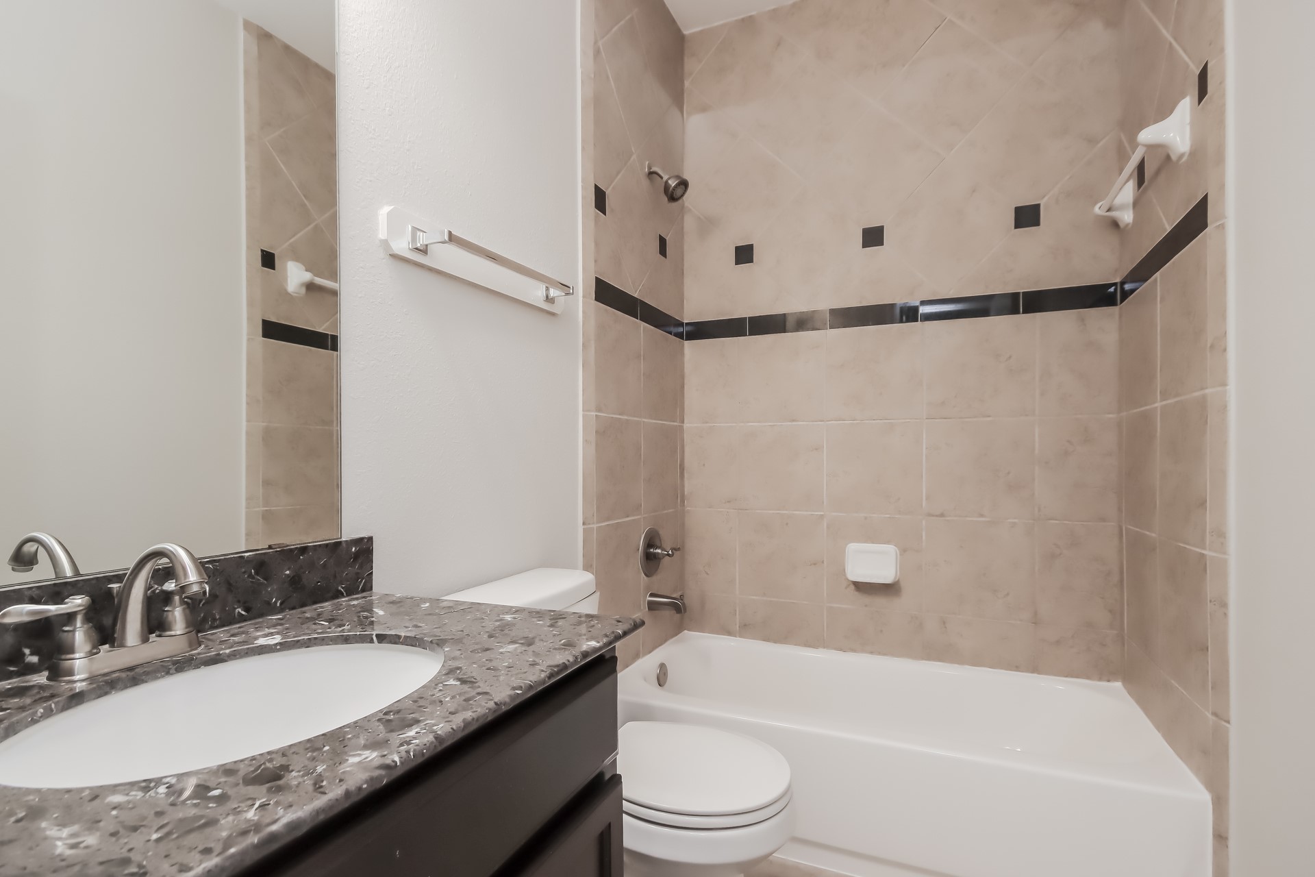 511 Topsail Way Crosby, TX 77532 - Photo 12 of 15