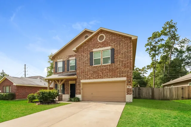 $2,170 | 511 Topsail Way, Crosby, TX 77532