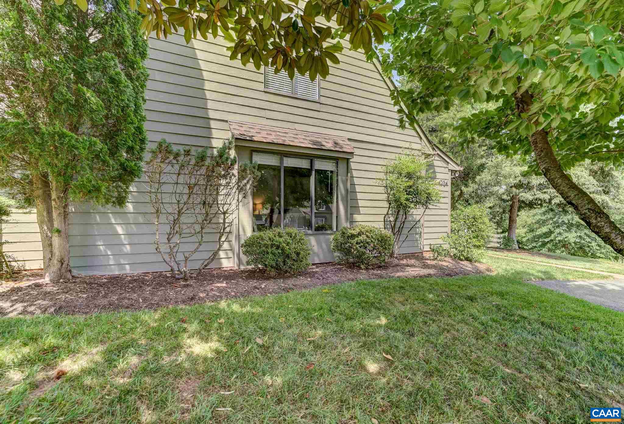 4734 Amber Ridge Court Charlottesville, VA 22901 - Photo 6 of 39 Gallery Image 6
