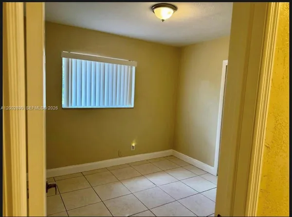 $3,950 | 6471 Southwest 27th Street, Unit 1 & 2, Miramar, FL 33023