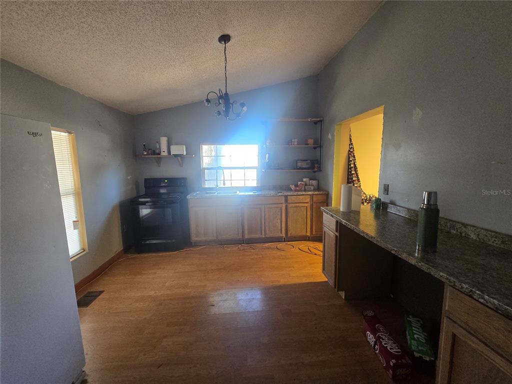 1823 Welcome Road Lithia, FL 33547 - Photo 25 of 32