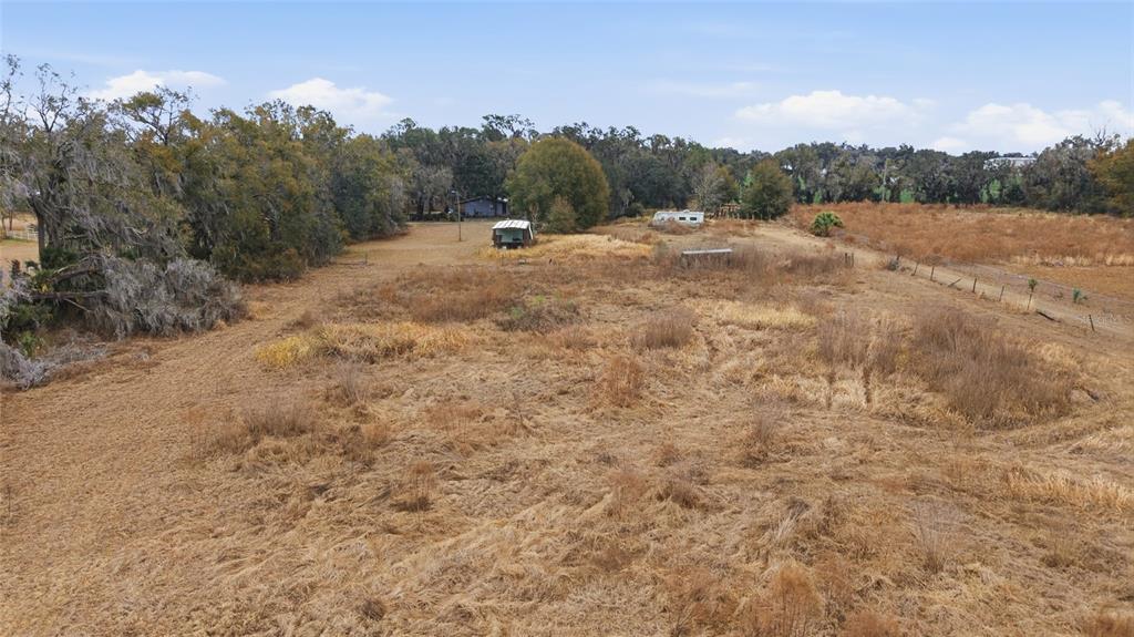 1823 Welcome Road Lithia, FL 33547 - Photo 5 of 21
