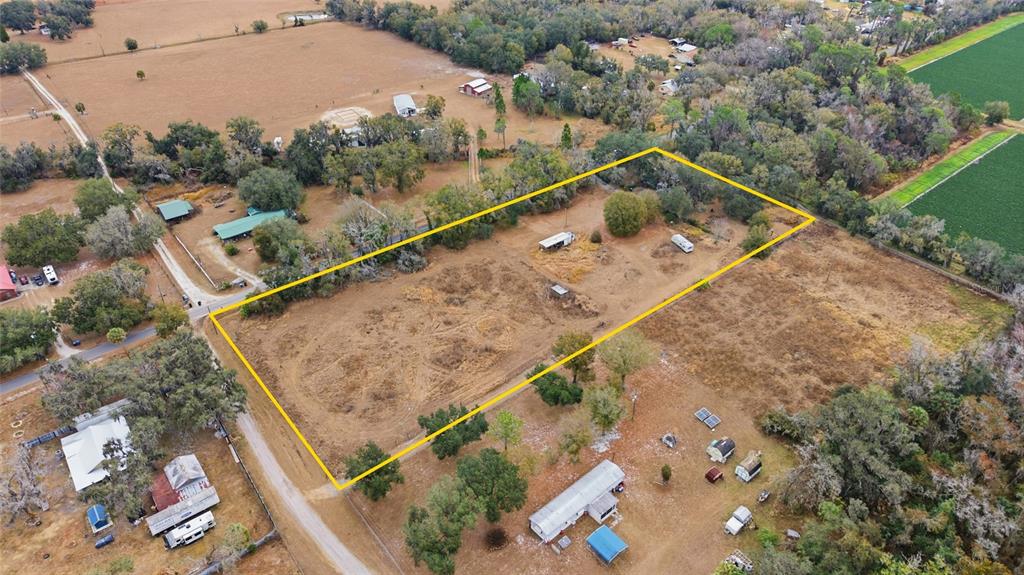 1823 Welcome Road Lithia, FL 33547 - Photo 8 of 32