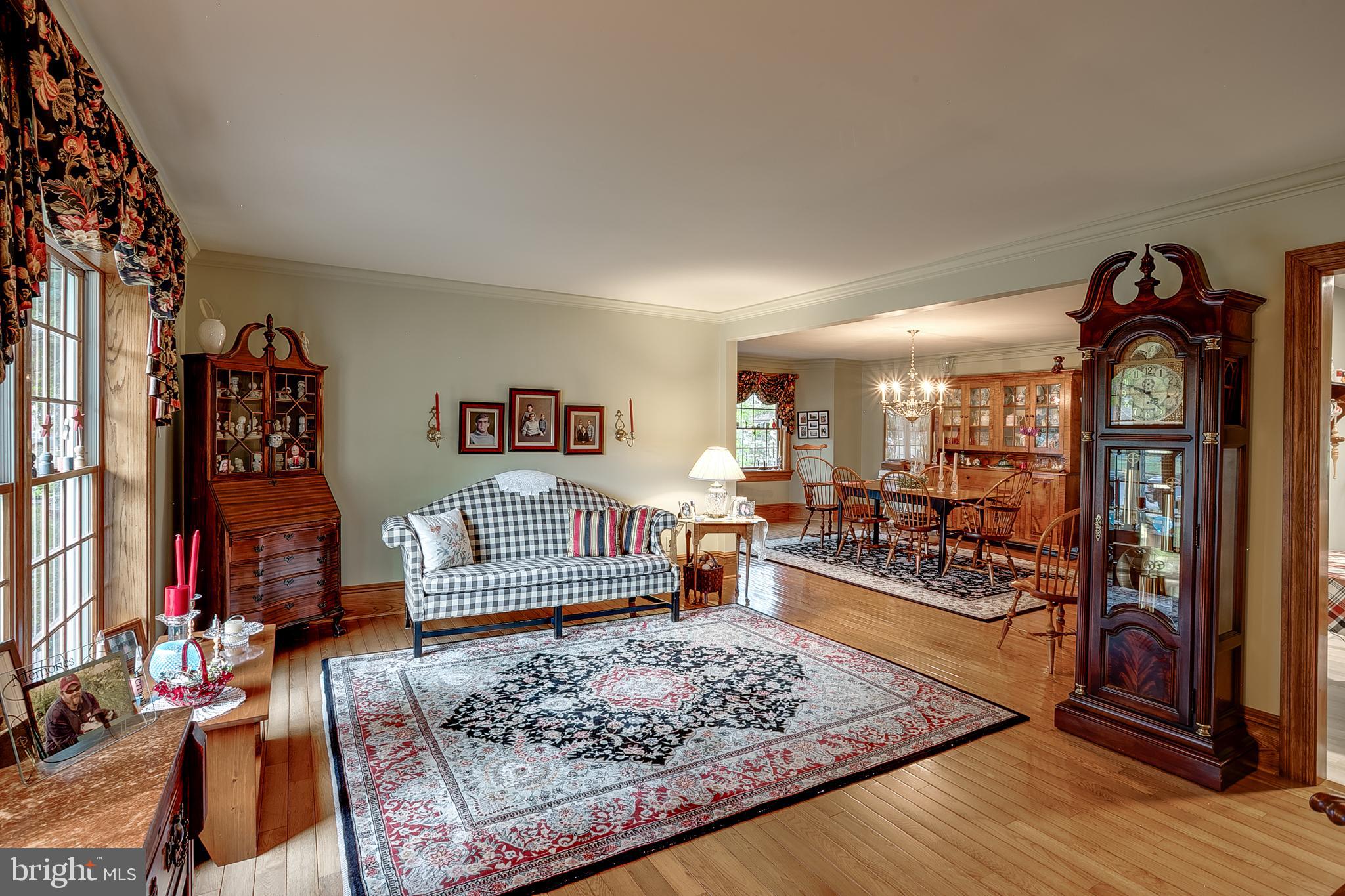 5 Henry Street Delran, NJ 08075 - Photo 5 of 32 Family Room