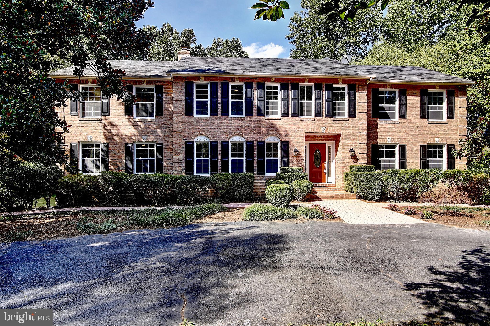 13112 Laurel Glen Road Clifton, VA 20124 - Photo 2 of 42