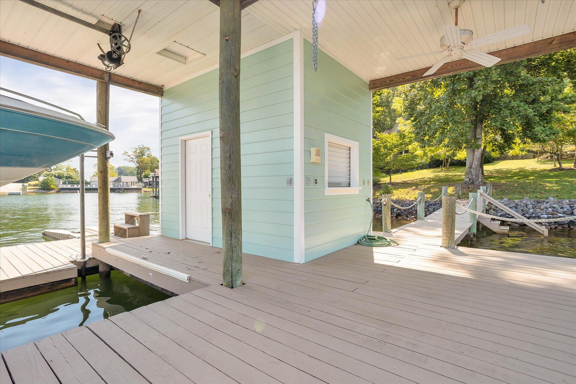 51 Spinnaker Drive Union Hall, VA 24176 - Photo 6 of 58 60-51 Spinnaker Dr_060