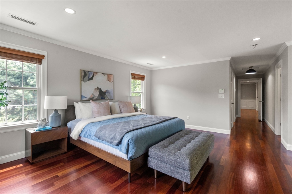 19 Dunedin Road Wellesley, MA 02481 - Photo 27 of 38