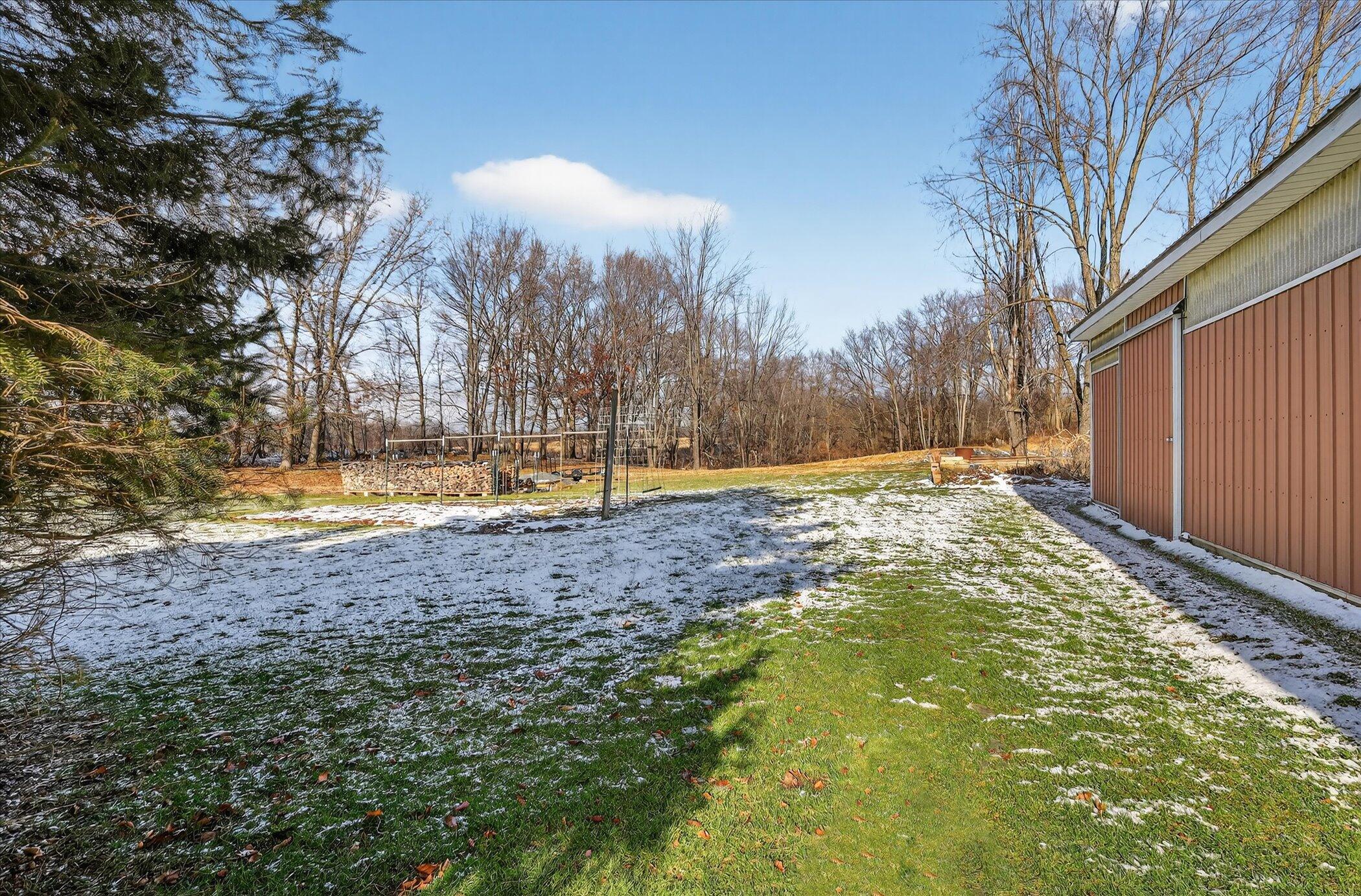 5755 Crandall Road Battle Creek, MI 49017 - Photo 11 of 65 48-5755-Crandall-Rd-WindowStill