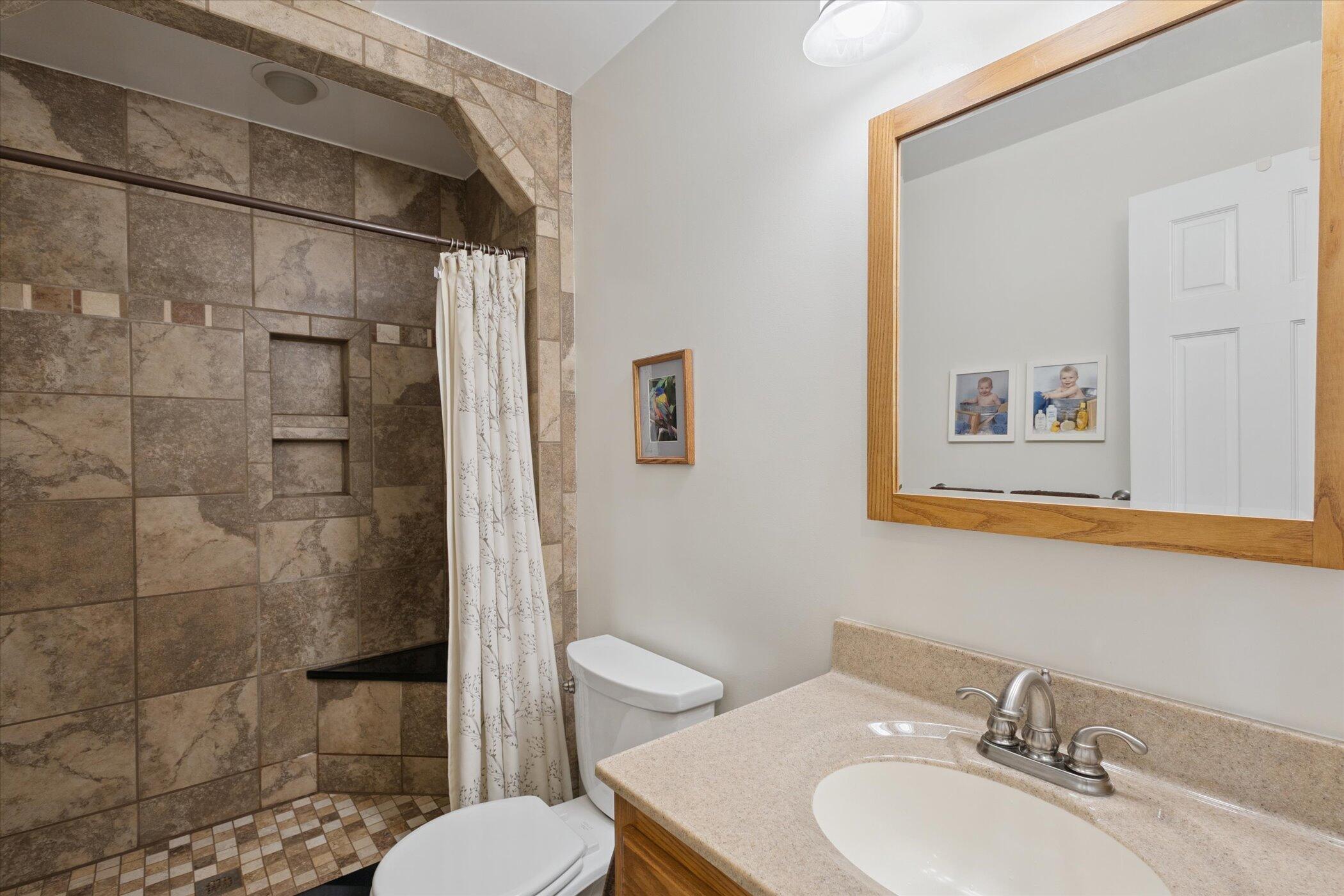 5755 Crandall Road Battle Creek, MI 49017 - Photo 38 of 65 28-5755-Crandall-Rd-Battle-Creek-MI-4901