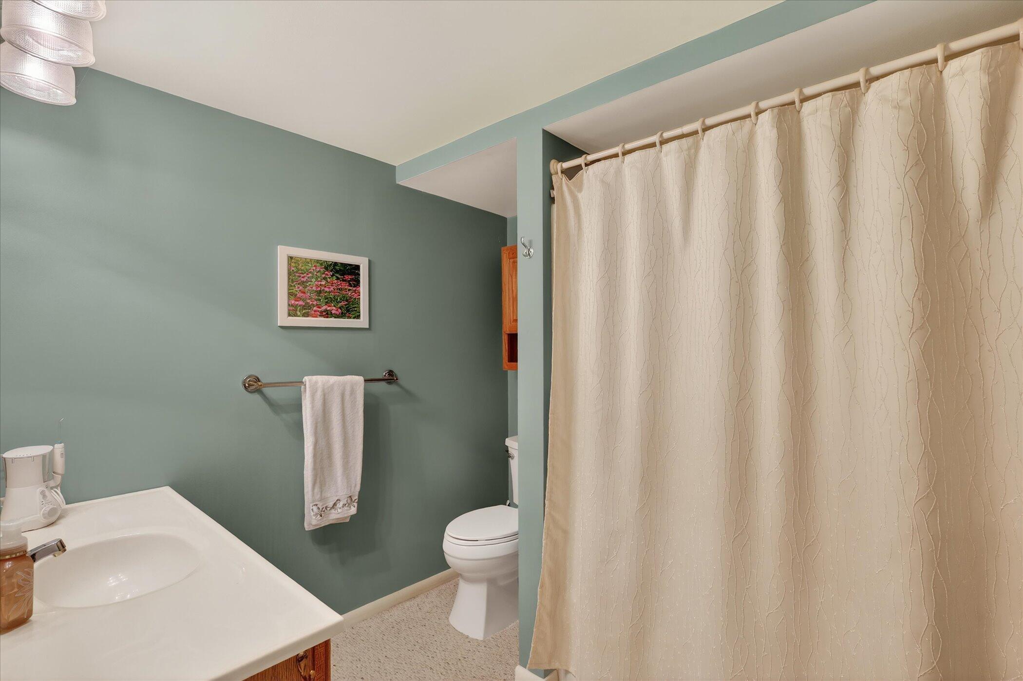 5755 Crandall Road Battle Creek, MI 49017 - Photo 45 of 65 33-5755-Crandall-Rd-WindowStill