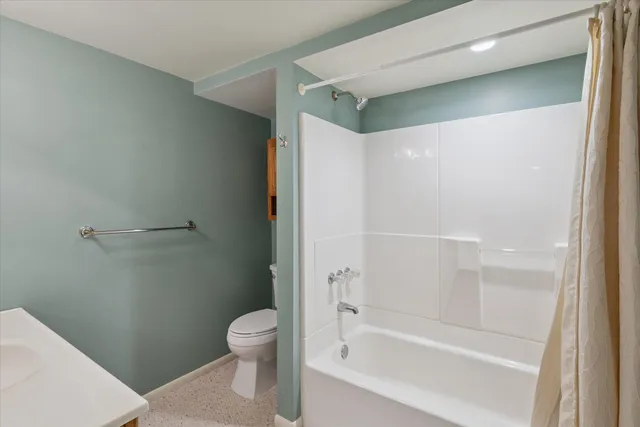 $435,000 | 5755 Crandall Road, Battle Creek, MI 49017