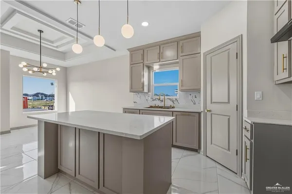 $260,000 | 5812 North Gira Del Sol, Edinburg, TX 78542