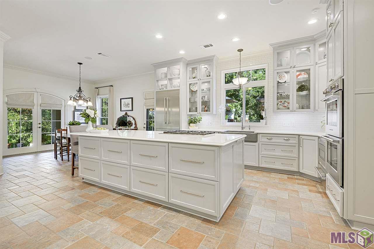 15710 Amelia View Avenue Baton Rouge, LA 70810 - Photo 9 of 38 Gallery Image 9