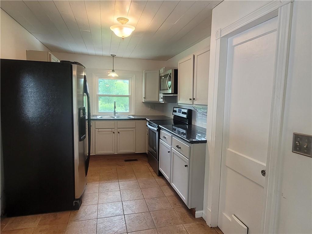 27867 Lookout Road Paola, KS 66071 - Photo 7 of 39