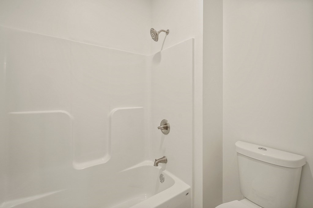 5 Squire Drive Wilbraham, MA 01095 - Photo 15 of 42 a bathroom with a bathtub